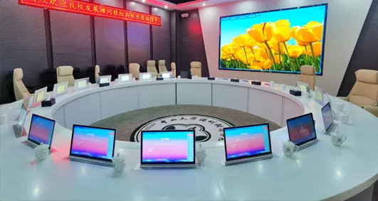Modhanna rialaithe éagsúla rialtóir LCD